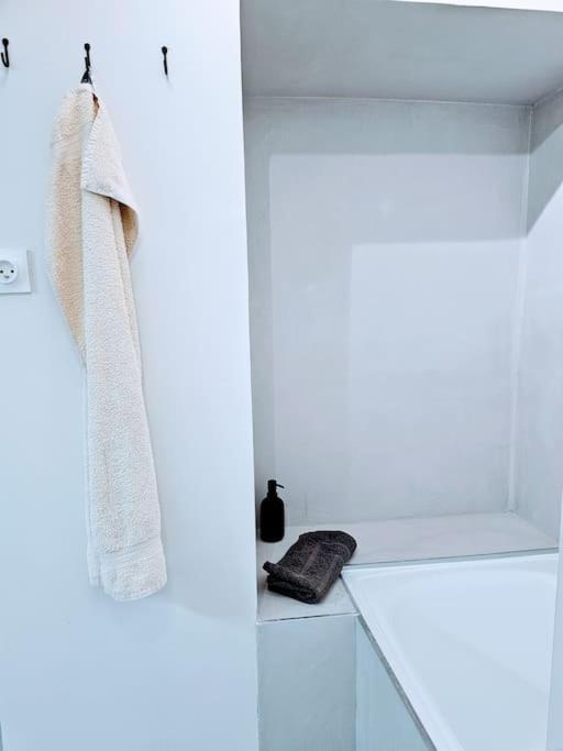 Ferienwohnung Oasis Parfumee 4 Couchages Au Coeur De Grasse Wifi Exterior foto